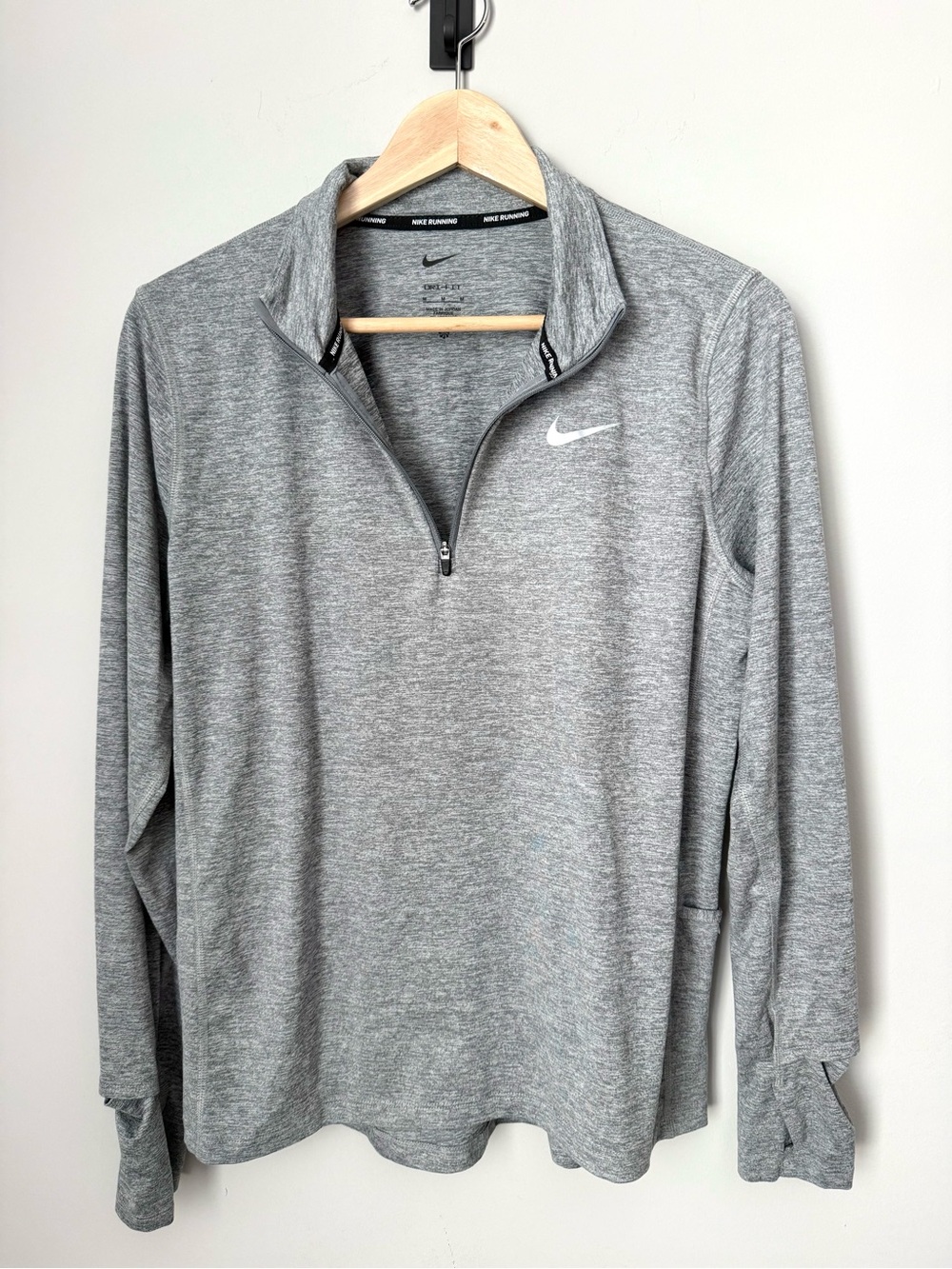 Nike Men's Gray Dri-FIT Quarter-Zip Long Sleeve Reflective Pullover Jacket
